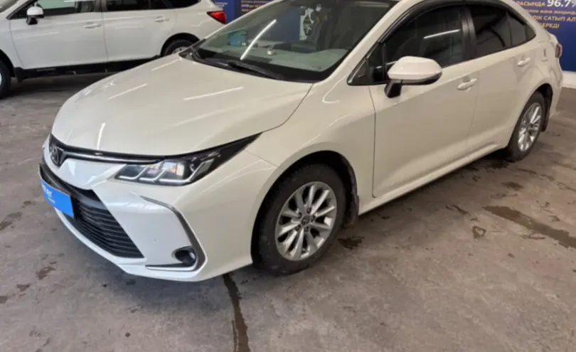 Toyota Corolla 2019 года за 10 000 000 тг. в Астана