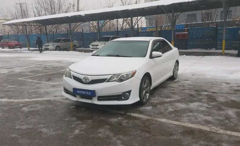 Toyota Camry 2013 года за 8 000 000 тг. в Алматы