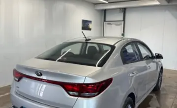 Kia Rio 2021 года за 7 500 000 тг. в Астана