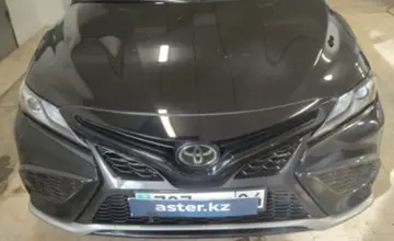 Toyota Camry 2022 года за 16 000 000 тг. в Актобе фото 2
