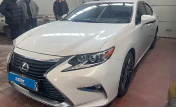 Lexus ES 2016 года за 15 500 000 тг. в Астана фото 1