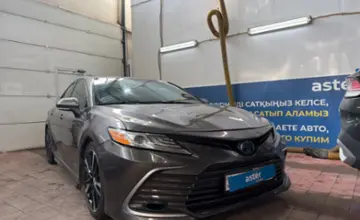 Toyota Camry 2018 года за 11 000 000 тг. в Астана фото 3