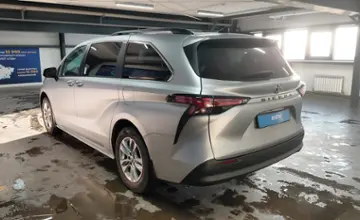 Toyota Sienna 2022 года за 26 000 000 тг. в Астана фото 4
