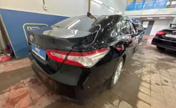 Toyota Camry 2022 года за 13 500 000 тг. в Астана