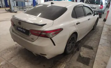 Toyota Camry 2019 года за 11 700 000 тг. в Актобе