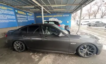BMW 5 серии 2013 года за 13 000 000 тг. в Алматы фото 4