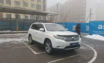 Toyota Highlander 2011 года за 14 000 000 тг. в Алматы фото 2