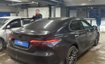 Toyota Camry 2018 года за 12 500 000 тг. в Астана