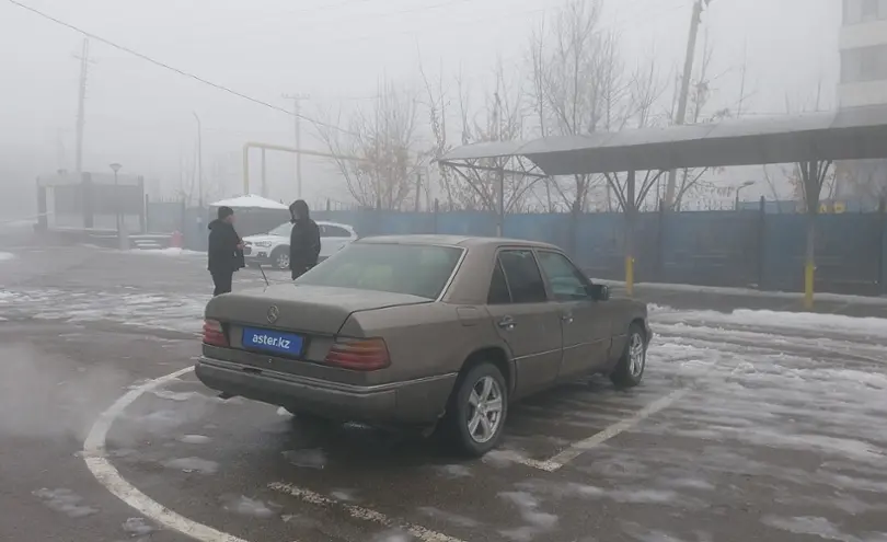 Mercedes-Benz W124 1992 года за 1 000 000 тг. в Алматы фото 3