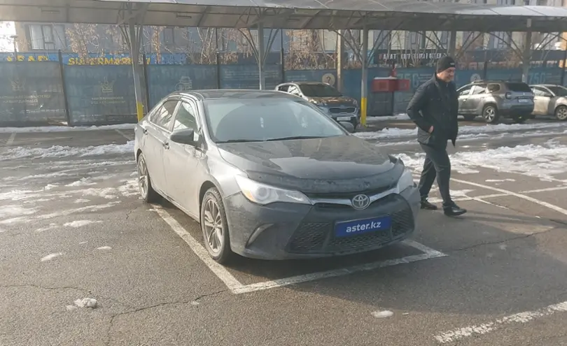 Toyota Camry 2016 года за 9 500 000 тг. в Алматы