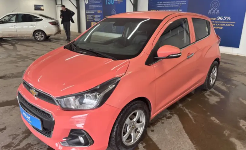 Chevrolet Spark 2017 года за 3 500 000 тг. в Астана