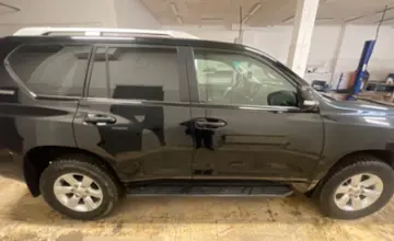 Toyota Land Cruiser Prado 2011 года за 14 500 000 тг. в Актобе фото 4