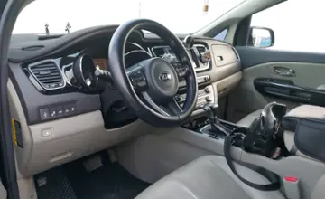 Kia Carnival 2017 года за 12 500 000 тг. в Шымкент фото 5