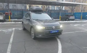 Volkswagen Tiguan 2018 года за 12 000 000 тг. в Алматы фото 2