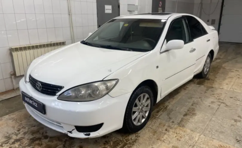 Toyota Camry 2004 года за 3 500 000 тг. в Актобе
