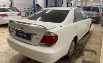 Toyota Camry 2004 года за 3 500 000 тг. в Актобе