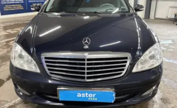 Mercedes-Benz S-Класс 2006 года за 7 000 000 тг. в Астана фото 2