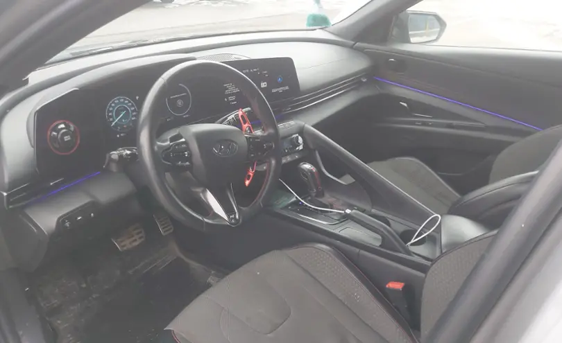 Hyundai Elantra 2022 года за 11 000 000 тг. в Алматы фото 5