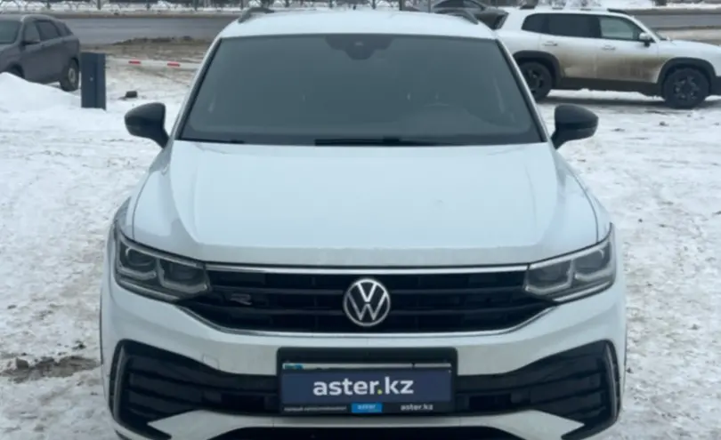 Volkswagen Tiguan 2021 года за 19 000 000 тг. в Уральск фото 2