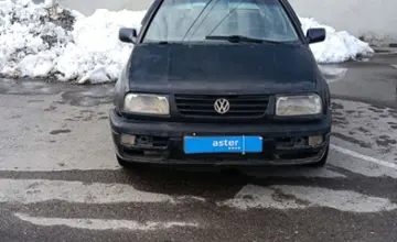 Volkswagen Vento 1993 года за 800 000 тг. в Тараз фото 2