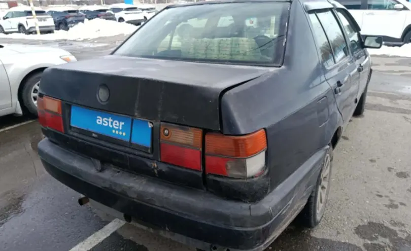 Volkswagen Vento 1993 года за 800 000 тг. в Тараз фото 5
