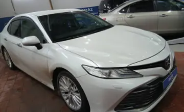 Toyota Camry 2019 года за 14 000 000 тг. в Астана фото 3