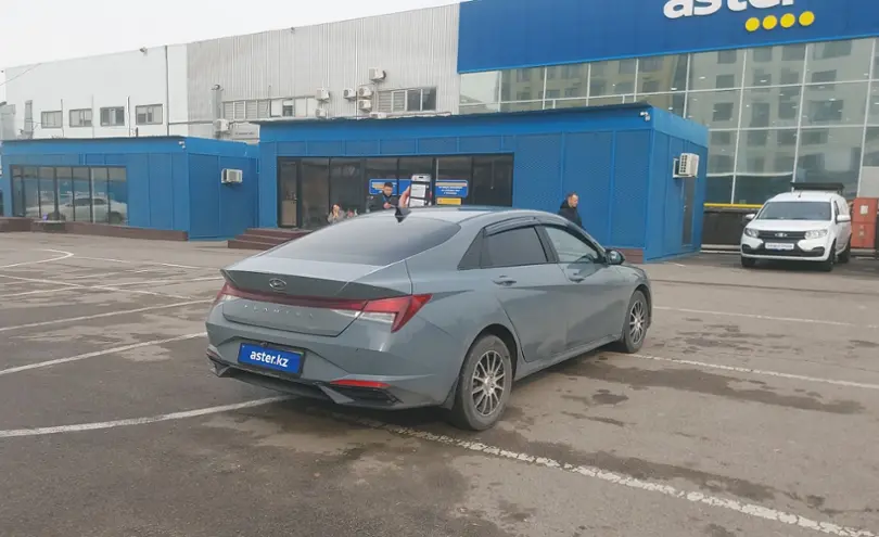 Hyundai Elantra 2022 года за 9 000 000 тг. в Алматы фото 3