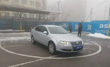 Volkswagen Passat 2010 года за 3 500 000 тг. в Алматы фото 2