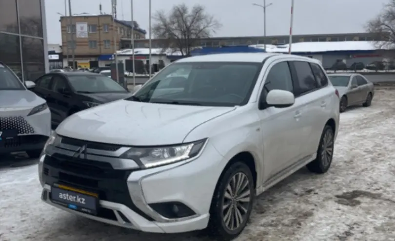 Mitsubishi Outlander 2022 года за 11 000 000 тг. в Уральск