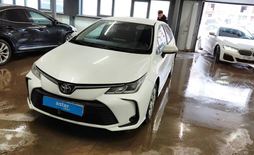 Toyota Corolla 2021 года за 10 000 000 тг. в Астана