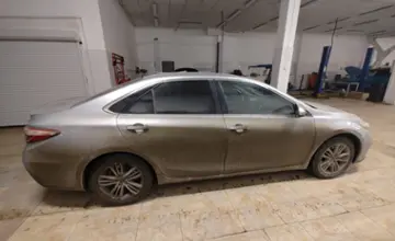Toyota Camry 2016 года за 9 500 000 тг. в Актобе фото 4