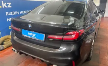 BMW 5 серии 2018 года за 16 000 000 тг. в Астана