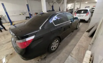 BMW 5 серии 2006 года за 9 500 000 тг. в Актобе фото 4