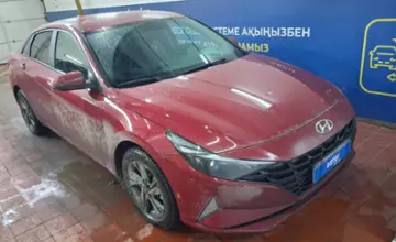 Hyundai Elantra 2021 года за 8 900 000 тг. в Астана фото 3