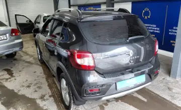 Renault Sandero 2017 года за 5 500 000 тг. в Астана фото 4