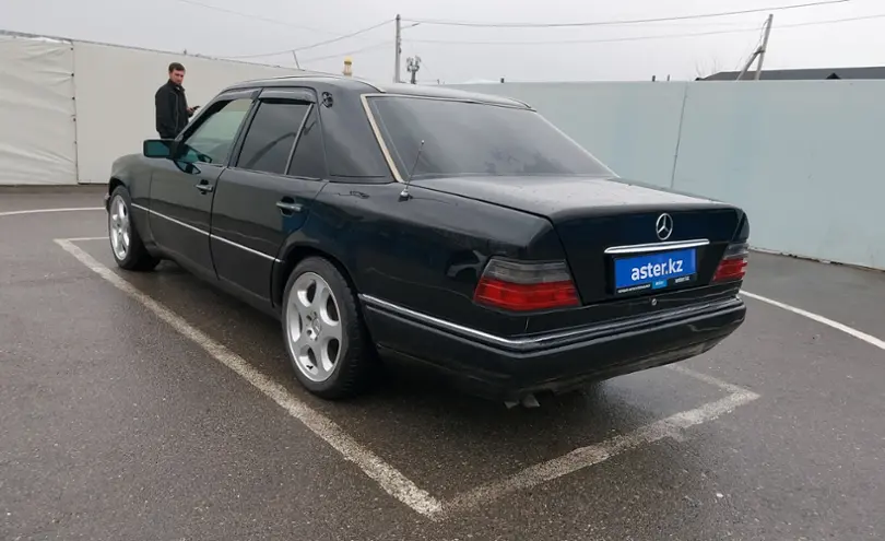 Mercedes-Benz E-Класс 1994 года за 2 500 000 тг. в Шымкент фото 4