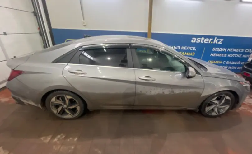 Hyundai Elantra 2021 года за 9 500 000 тг. в Астана фото 4