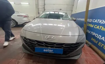 Hyundai Elantra 2021 года за 9 500 000 тг. в Астана фото 2