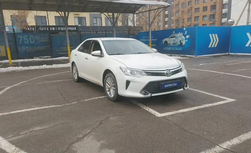 Toyota Camry 2015 года за 9 000 000 тг. в Алматы фото 2