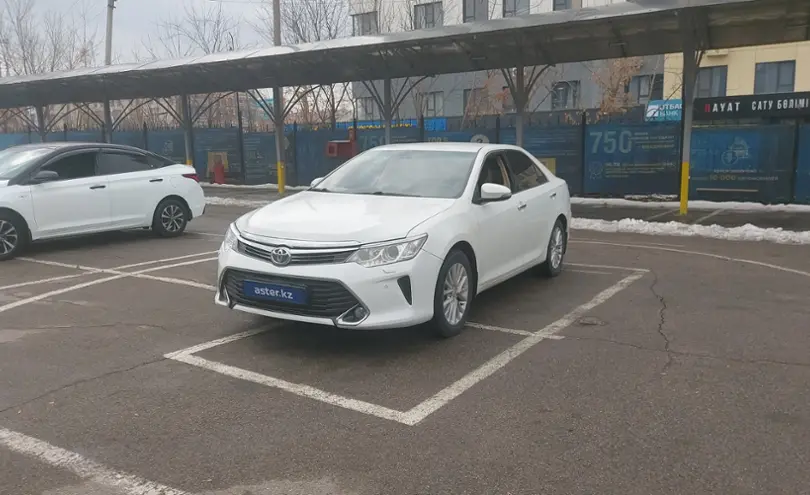 Toyota Camry 2015 года за 9 000 000 тг. в Алматы