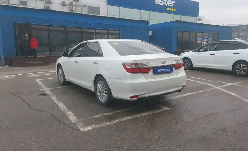 Toyota Camry 2015 года за 9 000 000 тг. в Алматы фото 4