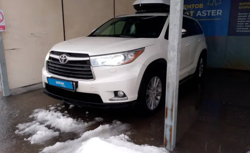 Toyota Highlander 2014 года за 15 000 000 тг. в Тараз