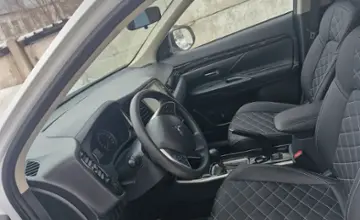 Mitsubishi Outlander 2022 года за 11 000 000 тг. в Караганда фото 2