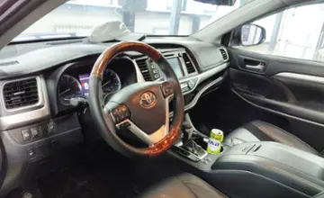 Toyota Highlander 2017 года за 17 800 000 тг. в Астана фото 5