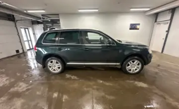 Volkswagen Touareg 2005 года за 4 500 000 тг. в Астана фото 4