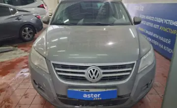 Volkswagen Tiguan 2008 года за 5 500 000 тг. в Астана фото 2
