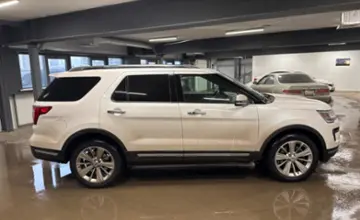 Ford Explorer 2018 года за 15 000 000 тг. в Астана фото 4