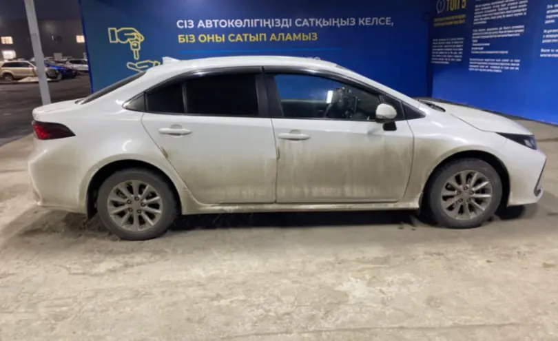 Toyota Corolla 2021 года за 10 000 000 тг. в Алматы фото 4