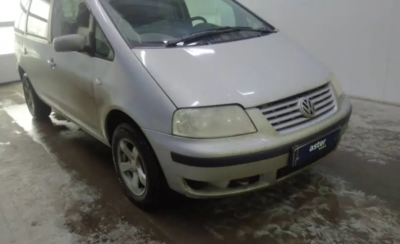 Volkswagen Sharan 2001 года за 3 000 000 тг. в Павлодар