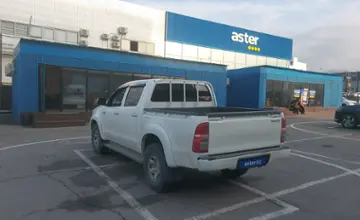 Toyota Hilux 2013 года за 9 500 000 тг. в Алматы фото 4